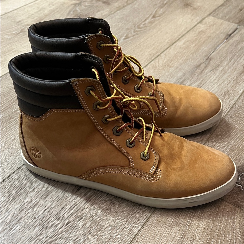 Timberland ~ Women's Brown Leather High-Top Comfort Boots, Soft Nubuck, Size 10